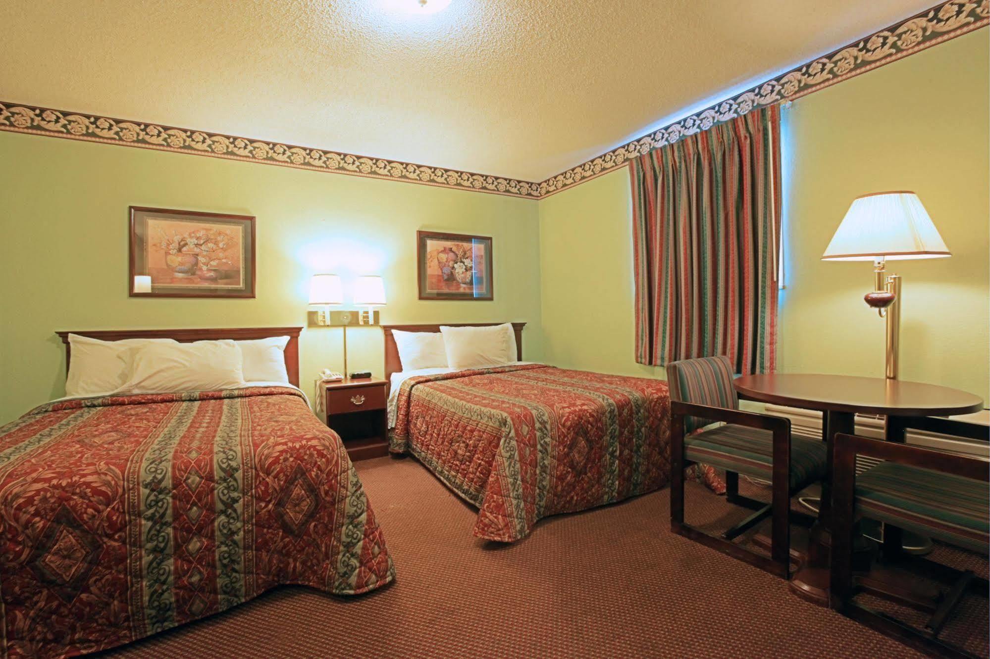 Regency Inn Fayetteville Zimmer foto
